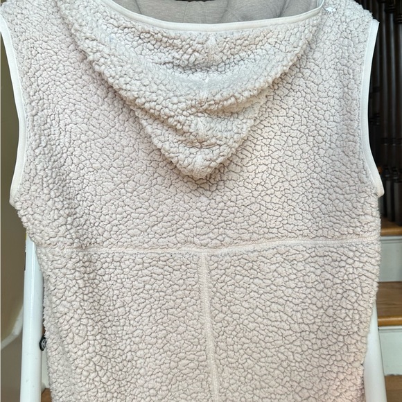 Prana Cream Sherpa Vest with Zip - Picture 5 of 6